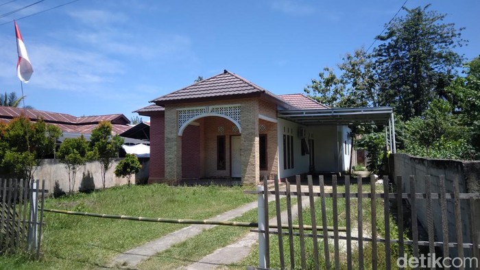 Penampakan rumah terduga teroris yang ditangkap di Gorontalo.