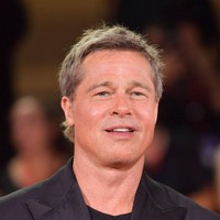 Mengejutkan, Brad Pitt Digugat Brand Perawatan Organ Intim Pria