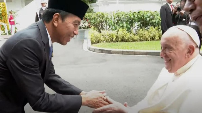 Presiden Jokowi dan Paus Fransiskus (dok. YouTube Setpres)