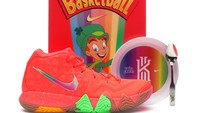 Tidak hanya mendapatkan sereal, pelanggan yang membeli Kyrie 4 Lucky Charms juga berkesempatan mendapat sepatu. Harganya merogoh kocek hingga Rp 7,7 juta. Foto: Oaquip