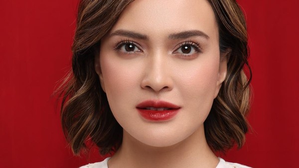 12 Foto KTP Selebritas Indonesia yang Curi Perhatian