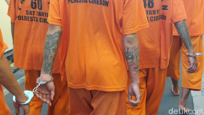 Tampang tato tersangka pengedar OKT di Cirebon