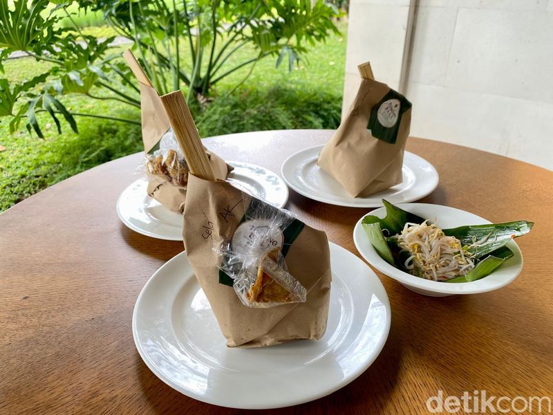  Sedap! Nasi Campur Bali Halal Milik Ibunda Maharani Kemala