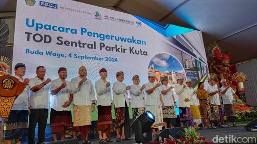 Upacara pengeruwakan TOD Sentral Parkir Kuta terkait pembangunan MRT atau Bali Urban Subway, Rabu (4/9/2024). (Foto: Agus Eka/detikBali)