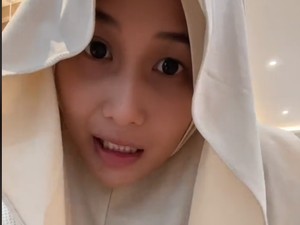 Viral Wanita Pakai Hijab Instan Malah Mirip Karakter Valak, Bikin Ngakak