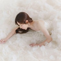 YEL memulai debutnya sebagai personel grup KPop FIESTAR pada tahun 2012. Setelah enam tahun berkarier, grup KPop jebolan LOEN Entertainment itu dibubarkan karena keempat personelnya kompak tak memperpanjang kontrak dengan agensi. Foto: dok. Instagram @yesyesyelll