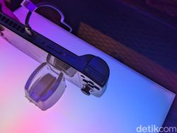 Menggenggam Nitro Blaze 7, Konsol Portabel Pertama dari Acer