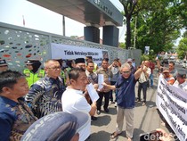 Massa Tuntut Sekda OKU Diberhentikan karena Dianggap Tak Netral di Pilkada