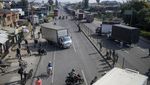 Aksi Protes Sopir Truk Bikin Lalu Lintas di Ibu Kota Kolombia Lumpuh