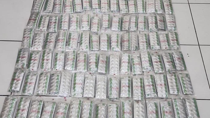 Barang bukti obat terlarang pengedar di Cianjur