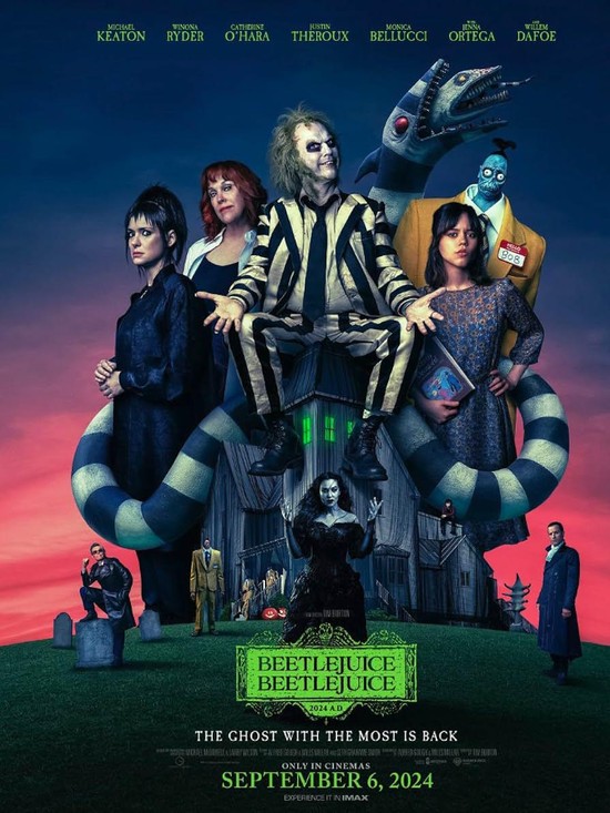 Cuplikan adegan dalam film Beetlejuice Beetlejuice (2024).