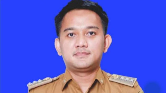 Camat Ujung Pandang Makassar Syahrial Syamsuri.