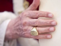 Mengapa Setelah Wafat Cincin Paus Fransiskus Dihancurkan? Ternyata karena Ini