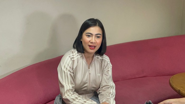 Felicya Angelista Felicya Angelista belum mau tambah momongan meski suami idamkan anak laki-laki.