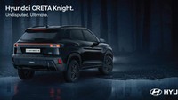 Mobil SUV kompak ini hadir dengan nuansa eksterior dan interior serba gelap, sehingga bikin  tampilannya menjadi lebih sporty. Hyundai Creta Knight Edition dijual mulai  INR 1.450.800 (Rp 266,2 juta). Foto: Dok. Hyundai
