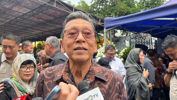 JK, Boediono,  Anies Baswedan hingga Najwa Shihab Melayat ke Rumah Duka Faisal Basri