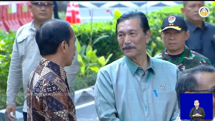 Jokowi tiba di Stadion Madya GBK