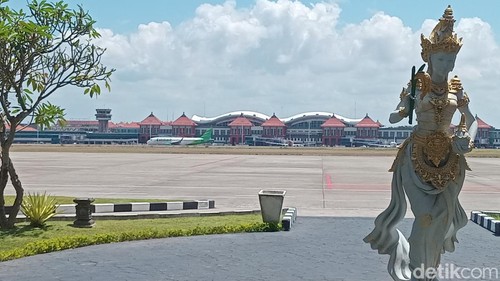 Lokasi parkir pesawat yang akan dipamerkan dalam ajang Bali Airshow, Kamis (5/9/2024).
