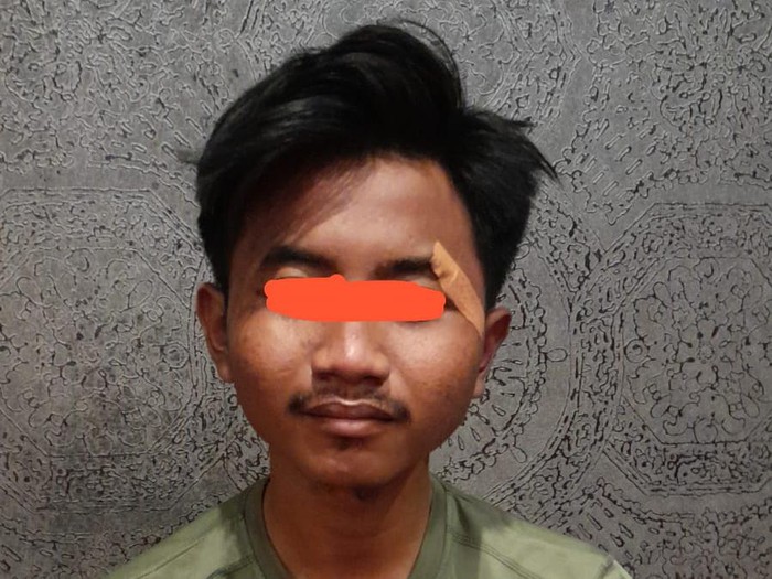 Mahasiswa berinisial MRI ditangkap polisi usai meneror korban dengan video porno melalui akun Instagram.