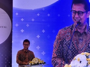 Ada Mobil Listrik, Begini Isi Garasi Budi Gunadi Sadikin