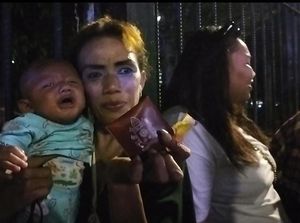Beruntungnya Irma dan Cucu, Diberkati Paus Fransiskus dan Diberi Rosario