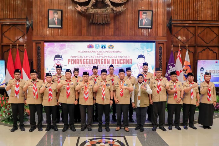 Pelantikan anggota pramuka penanggulangan bencana di Jatim