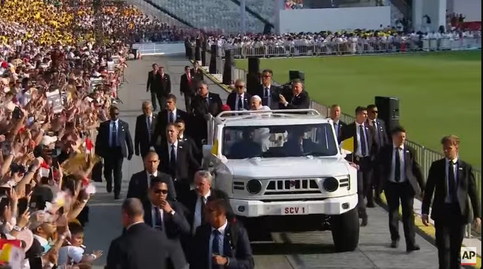 Popemobile Paus Fransiskus.