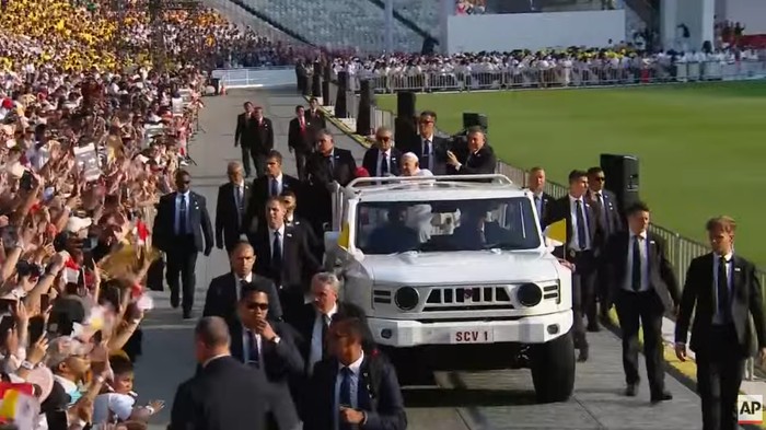 Popemobile Paus Fransiskus.