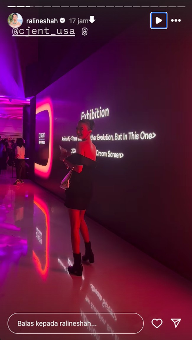 Raline Shah tengah menikmati waktunya Korea Selatan. Dalam postingannya, Raline berkesempatan menghadiri gelaran pekan seni yang sedang berlangsung di Seoul. Semalam, ia pun menghadiri C7 Night in Celebration of FRIF7 Seoul. Foto: Instagram Raline Shah