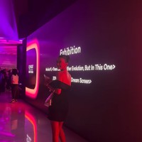 Raline Shah tengah menikmati waktunya Korea Selatan. Dalam postingannya, Raline berkesempatan menghadiri gelaran pekan seni yang sedang berlangsung di Seoul. Semalam, ia pun menghadiri C7 Night in Celebration of FRIF7 Seoul. Foto: Instagram Raline Shah