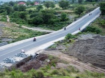 Anggaran Pembangunan-Perbaikan Jalan Dihapus, Rawan Kecelakaan!
