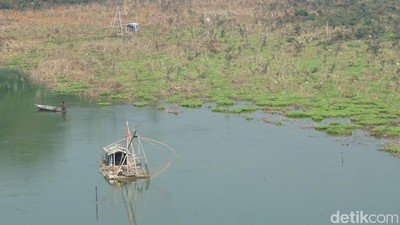 Imbas Kemarau di Sungai Citarum