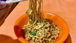 Bikin Bibir Jontor! Ini 10 Mie Pedas Terkenal di Berbagai Daerah