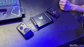 Kontroler ini juga detachable, artinya bisa dilepas menjadi dua kontroler mini jika ingin memainkan game combat seperti Street Fighter 6 bersama teman. Foto: Virgina Maulita Putri/detikINET