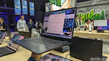 Terakhir, ada laptop bisnis TravelMate P6 14 AI yang bobotnya tidak sampai 1 kg. Foto: Virgina Maulita Putri/detikINET