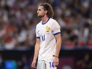 Akibat Banyak Mau, Rabiot Malah Jadi Susah Laku