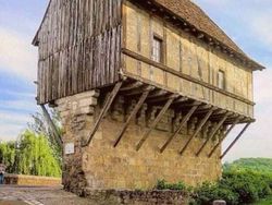 Foto Bangunan Unik dan Aneh Bikin Tercengang