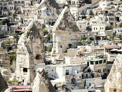 Foto Bangunan Unik dan Aneh Bikin Tercengang