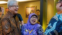 Perseroan menerima pengunduran diri Ventje Rahardjo Soedigno selaku Komisaris Utama Independen bank bjb terhitung sejak ditutupnya RUPS LB Tahun 2024 dan sekaligus mengangkat Taswin Zakaria sebagai Komisaris Utama Independen dan Mohammad Taufiq Budi Santoso sebagai Komisaris, serta Hilman Purakusumah Komisaris Independen baru di bank bjb.