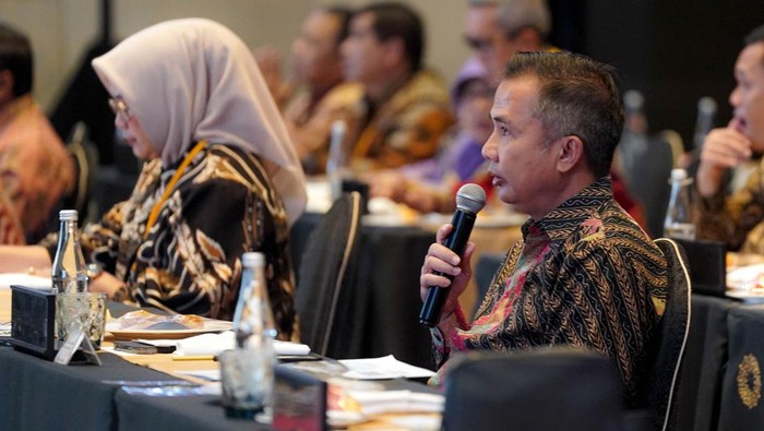 Bank Pembangunan Daerah Jawa Barat dan Banten, Tbk (bank bjb) menggelar Rapat Umum Pemegang Saham Luar Biasa (RUPSLB) di Grand Ballroom Trans Hotel Bandung.