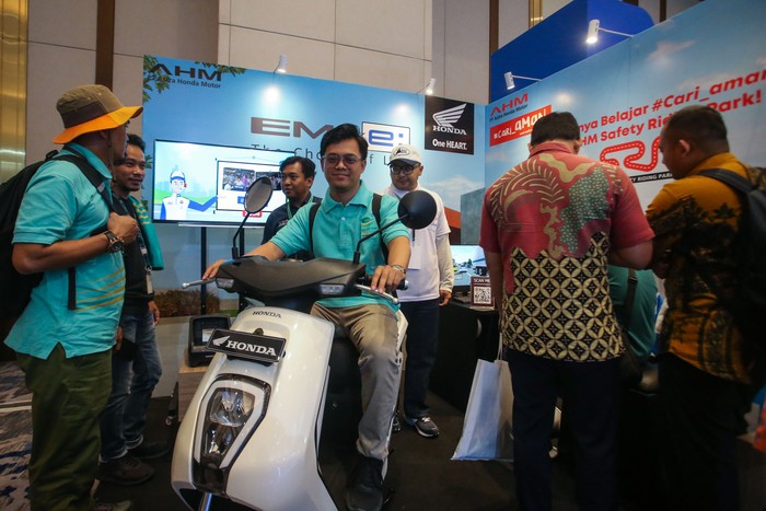 Booth AHM di Hub Space