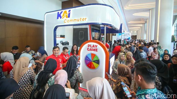 Booth KAI Commuter turut meramaikan acara Hub Space 2024 di JIExpo Kemayoran, Jakarta Pusat. KAI Commuter kenalkan Green Commuter-edukasi pelecehan seksual.