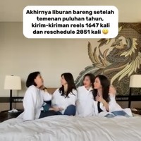 Keempatnya juga sempat membuat konten video bersama. Dalam keterangannya Cut Tary mengungkapkan jika keempatnya memang sulit bertemu langsung karena kesibukan masing-masing. Dan setelah berteman selama puluhan tahun, akhirnya kali ini keempatnya bisa berlibur bersama. Foto: Instagram/@cuttaryofficial