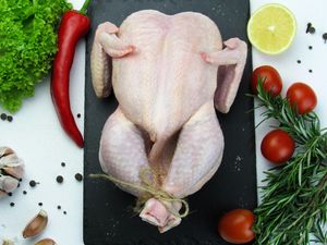 Harga Sembako Jogja Hari Ini 6 September 2024: Daging Ayam Ras Naik Segini