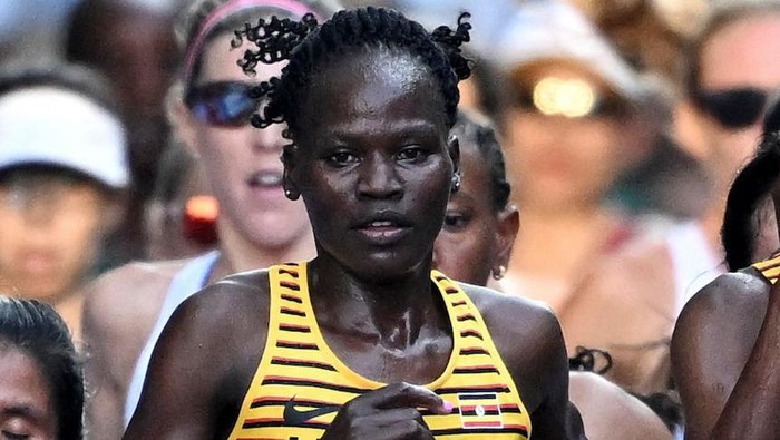 Dunia Hari Ini: Pelari Maraton Uganda Meninggal Dunia Akibat Dibakar
