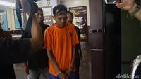 Kompol Gogo Galesung mengungkap motif Achmad membunuh Febriana karena cemburu.