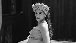 Jessica Iskandar Pamer Baby Bumb Pakai Baju Adat Bali Jessica Iskandar Pamer Baby Bumb Pakai Baju Adat Bali
