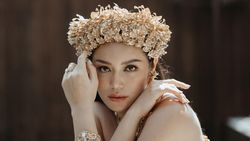 Jessica Iskandar Pamer Baby Bumb Pakai Baju Adat Bali Jessica Iskandar Pamer Baby Bumb Pakai Baju Adat Bali