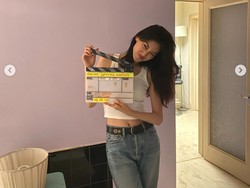 7 Foto Kim Doyeon, Idol KPop Kuliah di London Usai Grupnya Dibubarkan