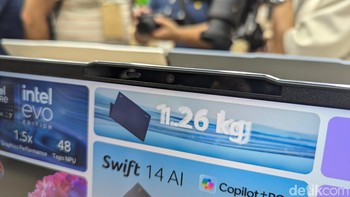 Acer menyediakan webcam 1440p dengan privacy shutter untuk menjaga privasi pengguna saat kamera tidak digunakan. Foto: Virgina Maulita Putri/detikINET